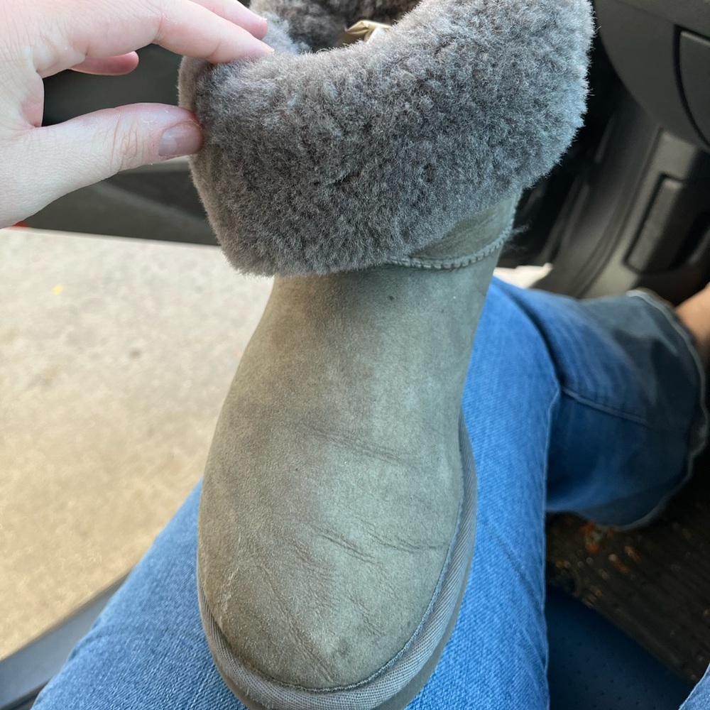 Grey Uggs